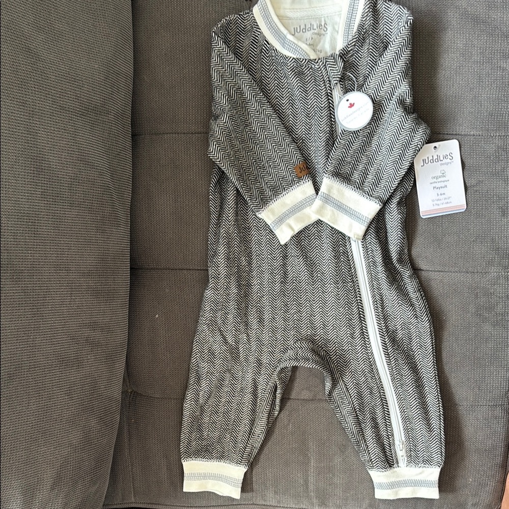 BNWT Juddlies Herringbone Baby playsuit size 3-6m